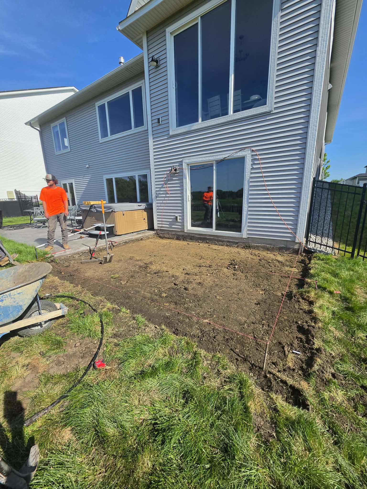 Gallery photos for What a Paver Patio Looks Like Built the Right Way: Image #8