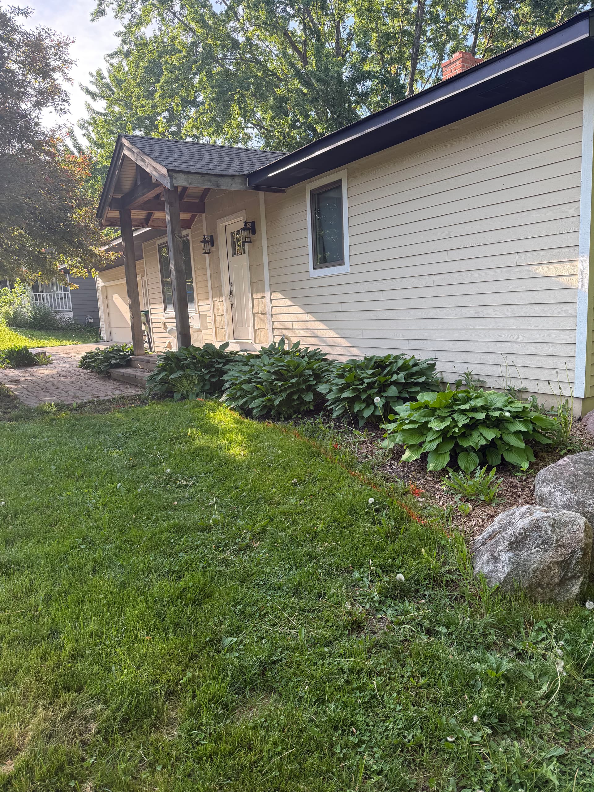 Gallery photos for Full Landscape Refresh at a Cokato Property That Needed It: Image #5
