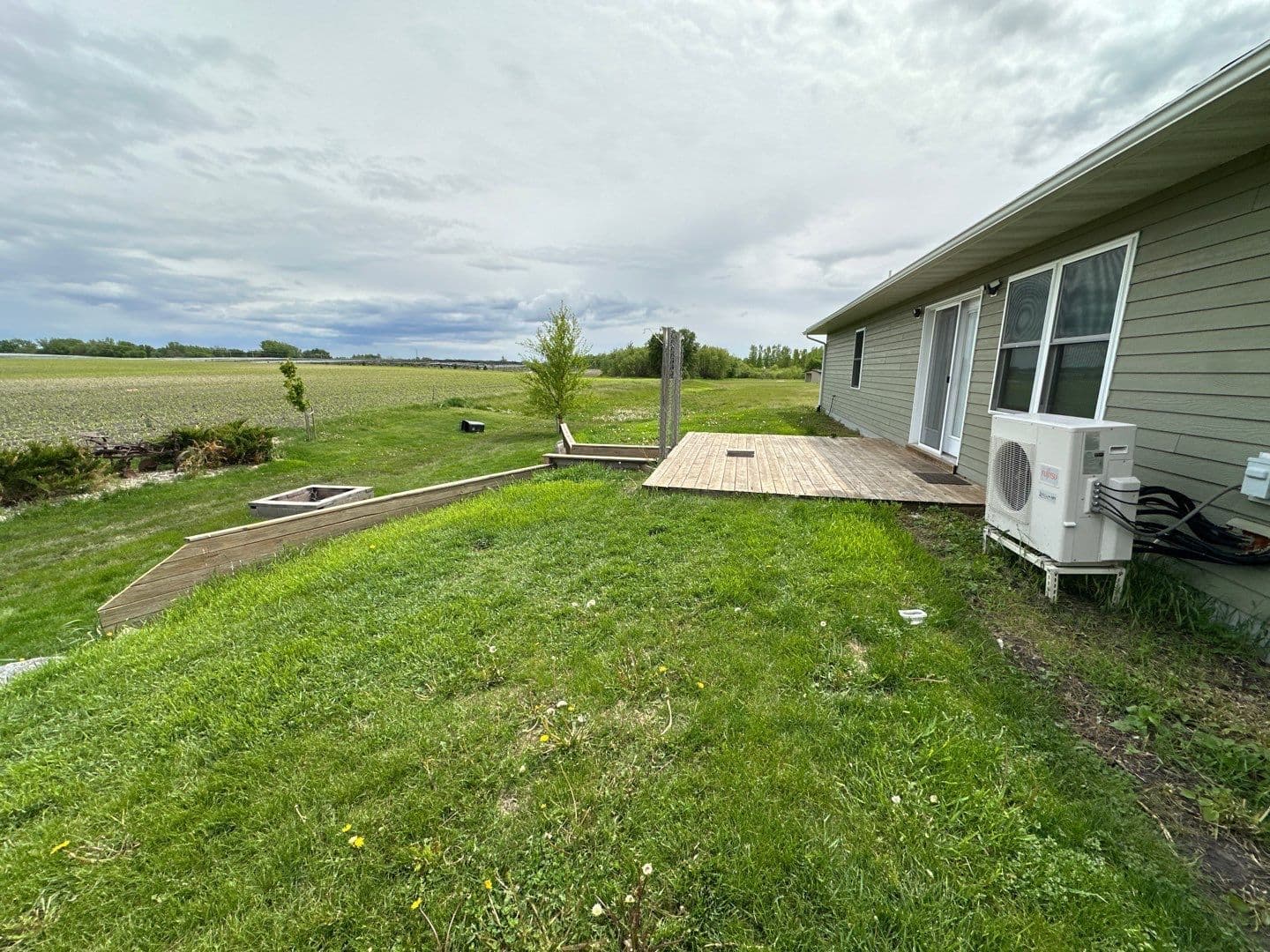 Gallery photos for Concrete Patio and Retaining Wall Makeover in Cokato: Image #7