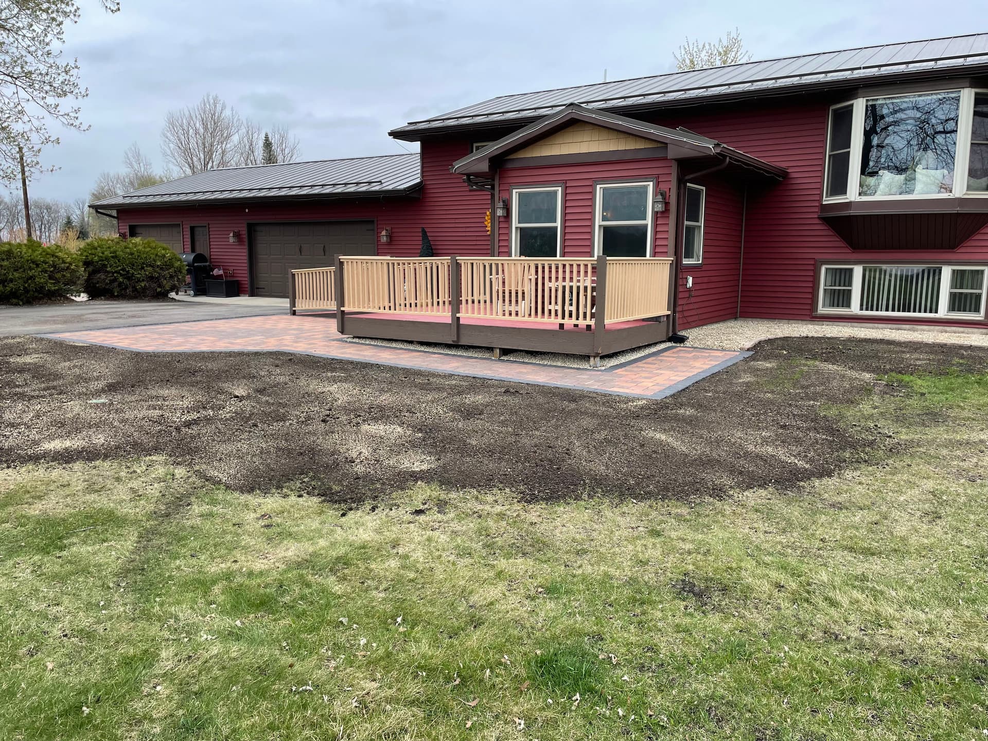Gallery photos for Front Yard Paver Patio and Landscape Makeover in Hutchinson MN: Image #4