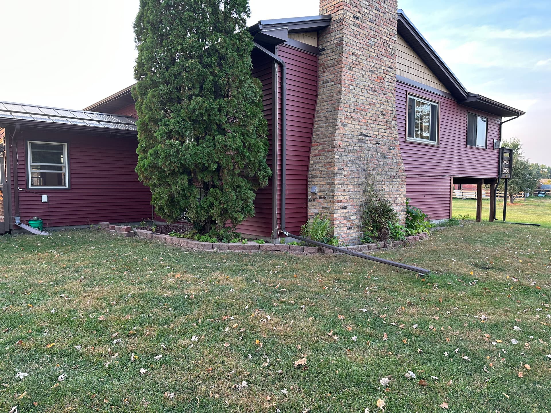 Gallery photos for Front Yard Paver Patio and Landscape Makeover in Hutchinson MN: Image #9